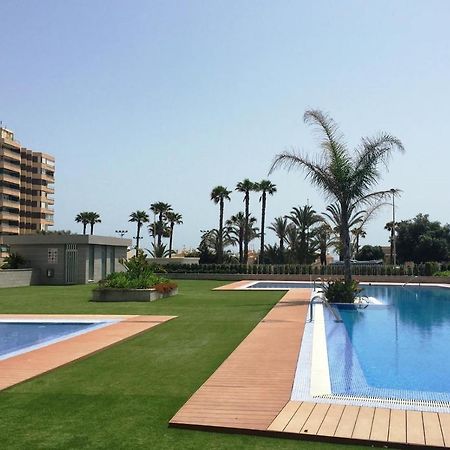 Luxury Suite Apartment Торрев'єха Екстер'єр фото